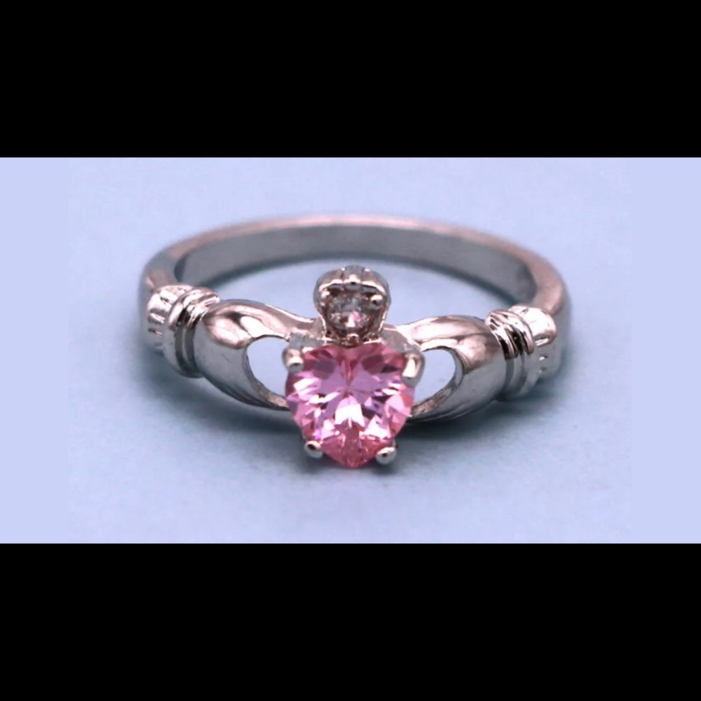Sold Fashion Ladies ring pink topaz